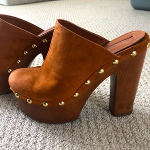 Platform heel mules